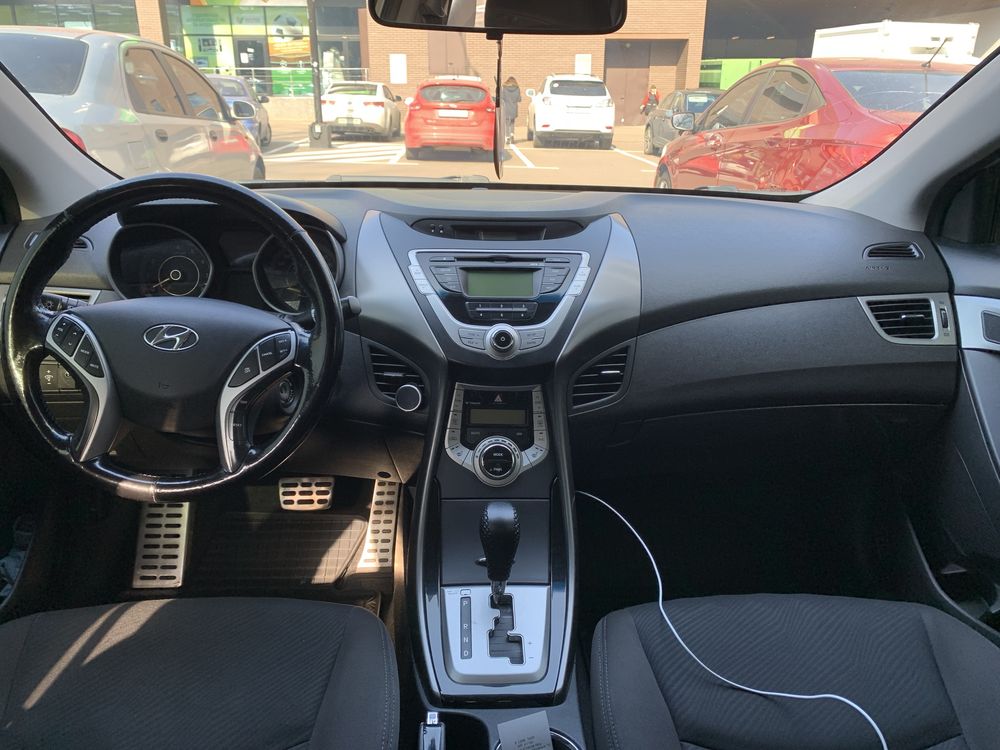 Продам Hyundai Elantra GLS