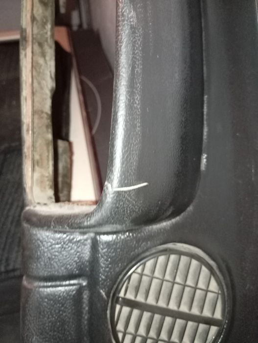 Торпеда ВАЗ 2101,2102,21011,21013,полка под бардачёк 2105