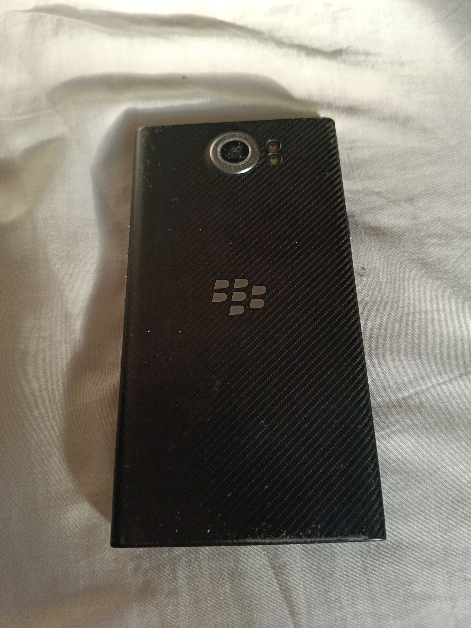 BlackBerry Peiv 3GB/32GB smartphone, black