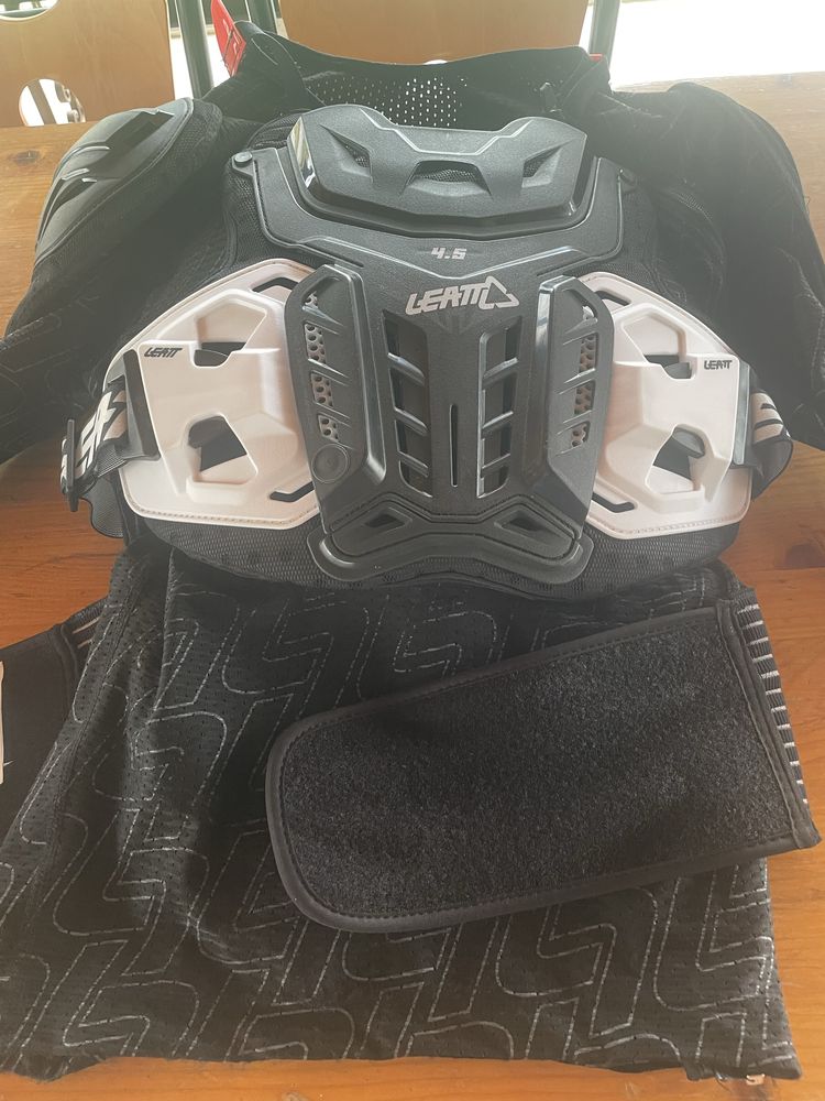 Colete integral Leatt 4.5