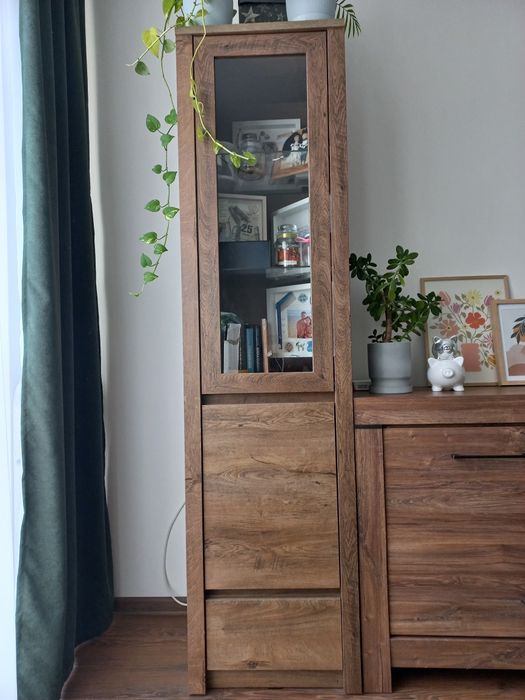 Meble Black Red White -Gent + witryna jysk