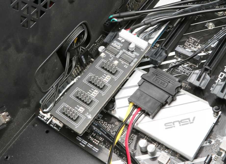 HC427D DIY Upgrade Hub – Wydajność i porządek w komputerze ttst1425
