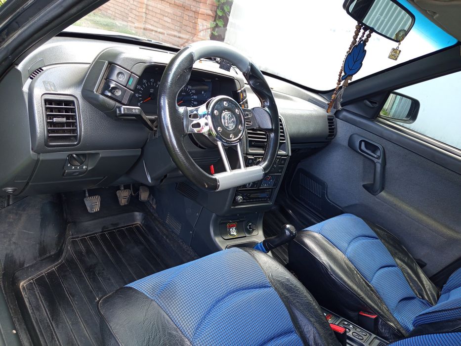 ВАЗ 2110 ; 1,6Дв; 16 клапанов.