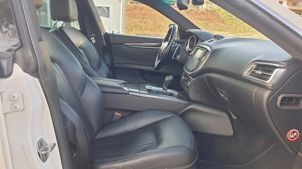 Maserati Ghibli 3.0 Full Extras-