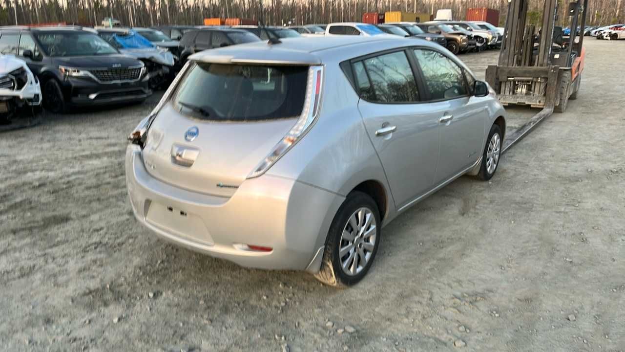 Розборка Шрот Запчастини Nissan leaf Розборка Розбірка Авторозбірка