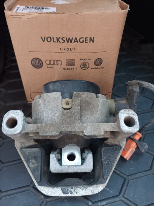 Подушки двигуна Ауді А6 С7 2,0TFSI