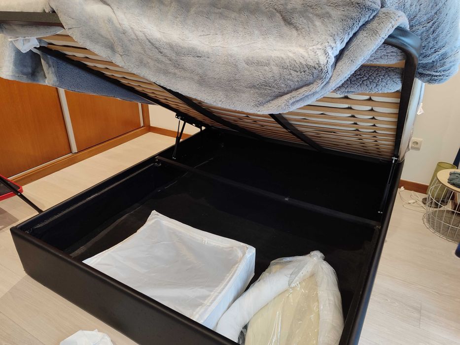 Cama sommier casal 1.70*2.10