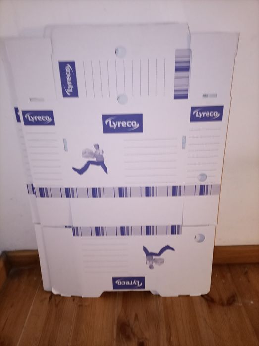 Pudło archiwizacyjne Lyreco