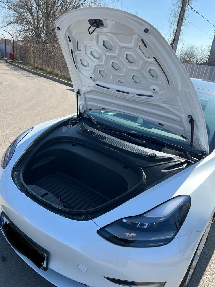 Tesla Model 3, Dual Motor, Long Range