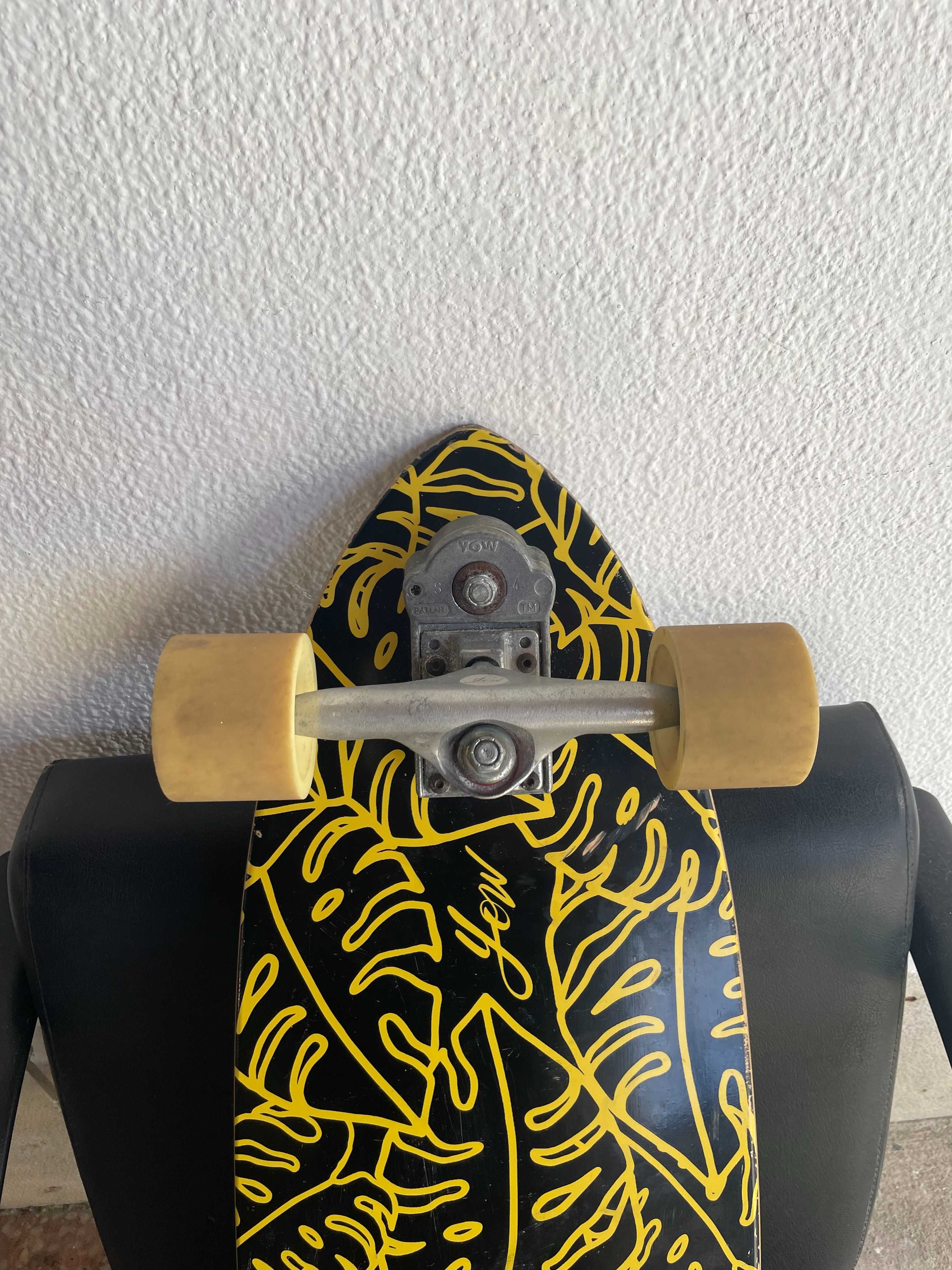 Surfskate Yow Aritz Aranburu 32" (c/ pouco uso)