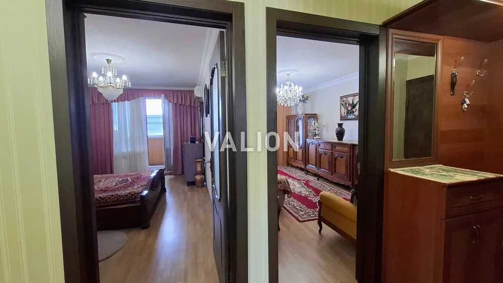 Продаж 3 кімнатної квартири з ремонтом, Березняки, проспект Тичини