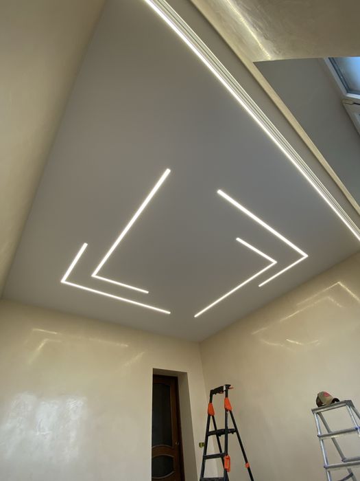 FM Натяжні Стелі