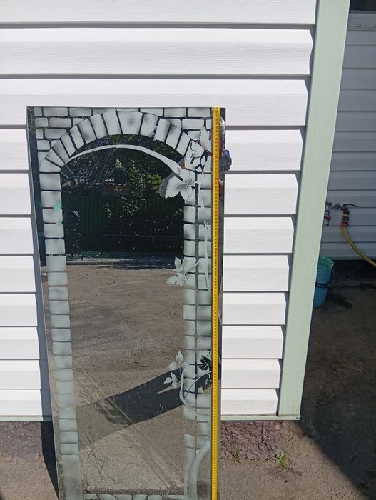 Продам зеркало больше