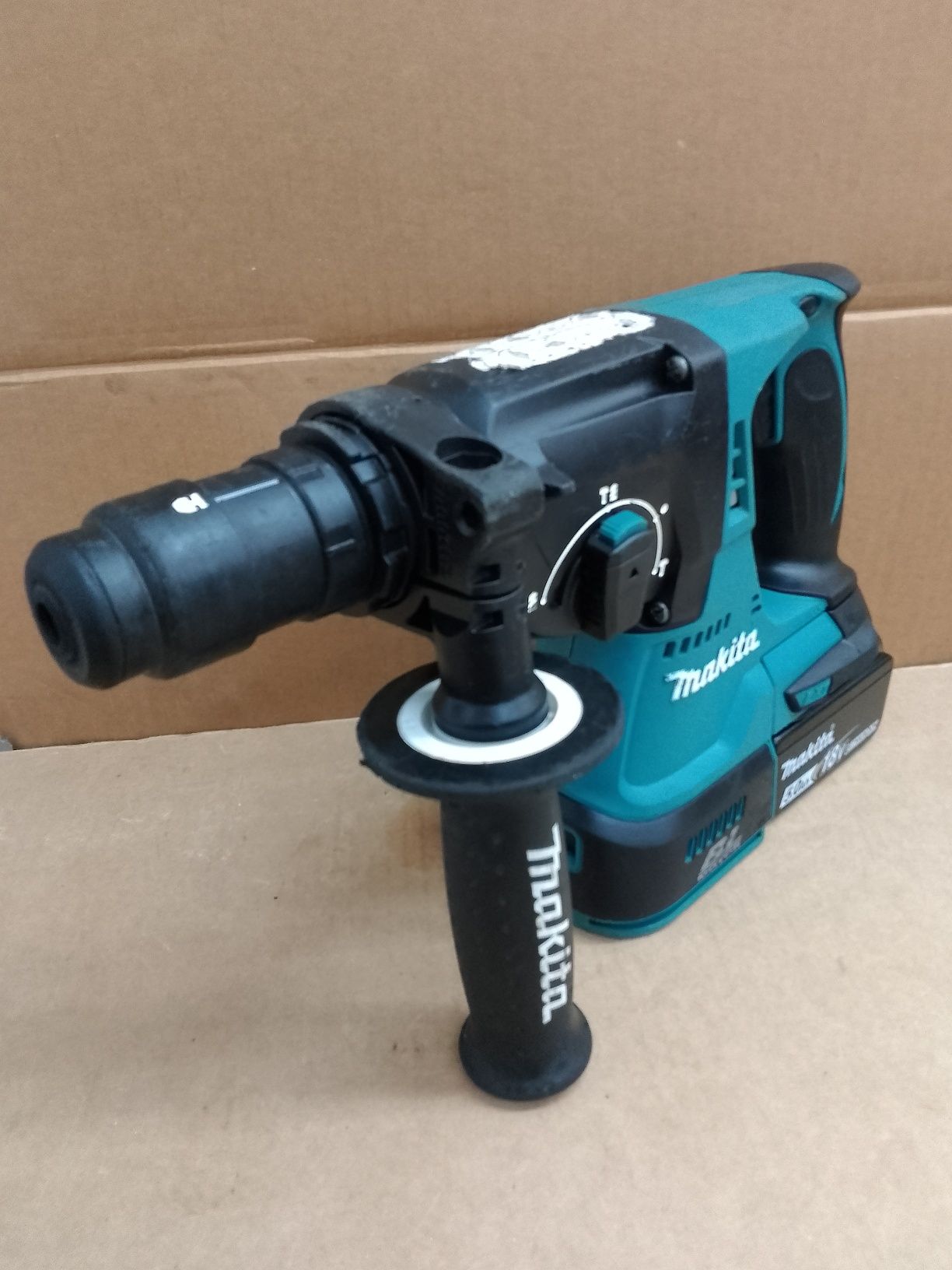 Makita DHR243 Młotowiertarka Udarowa 3Funkcyj Brushless 18V 5.0Ah 2020