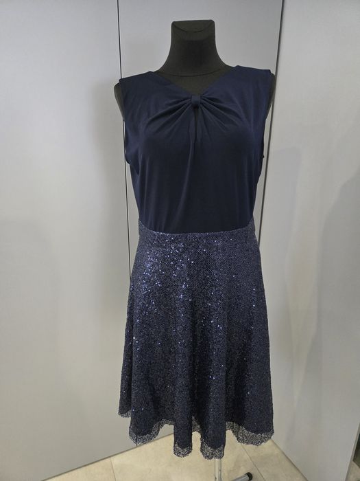 Sukienka koktajlowa cekinowa