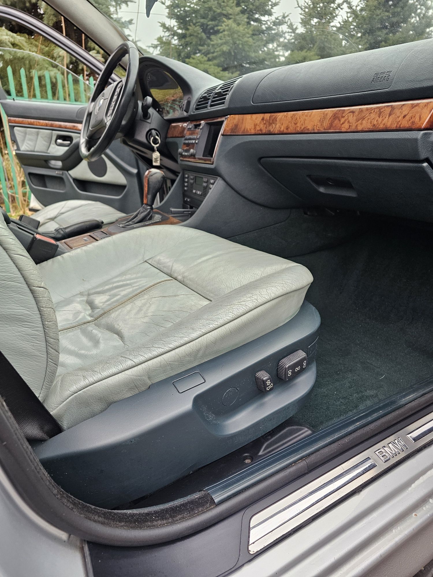 BMW E39 535i bogate wyposażenie