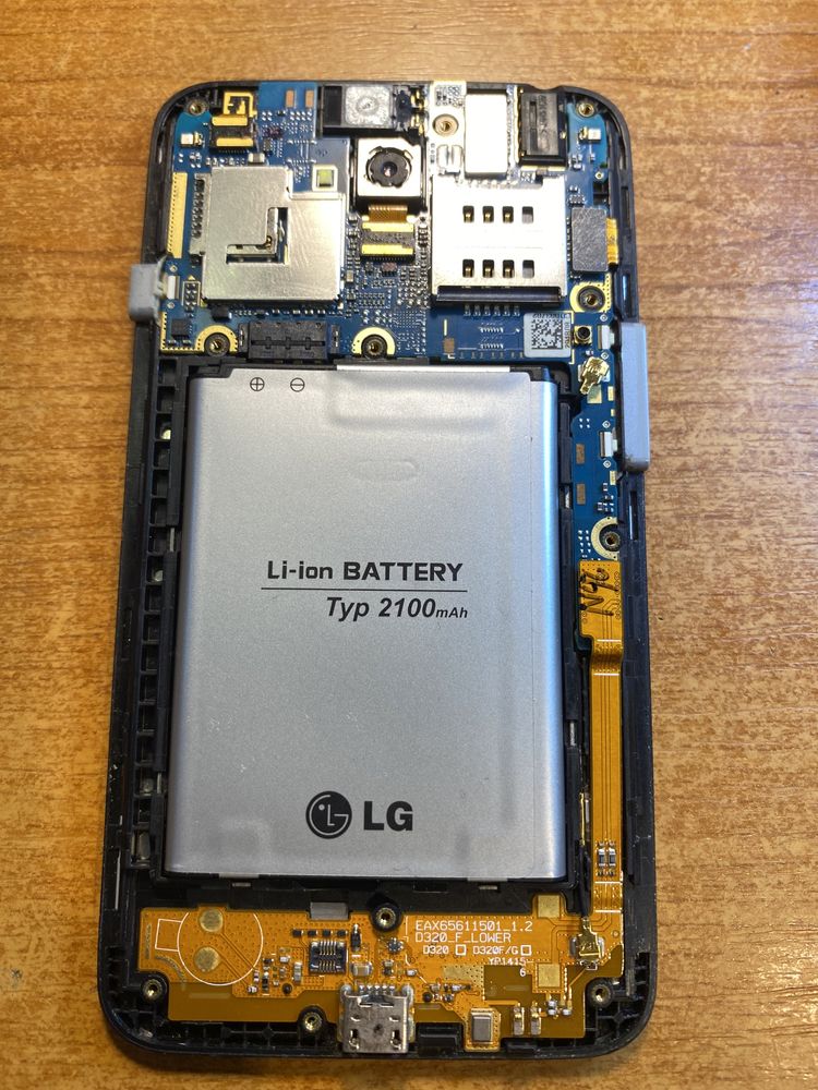 Телефон LG D285 L65 Dual. Не включается. На запчасти, восстановление.