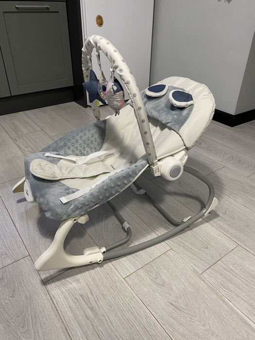 Крісло-гойдалка Ricokids з функцією вібрації