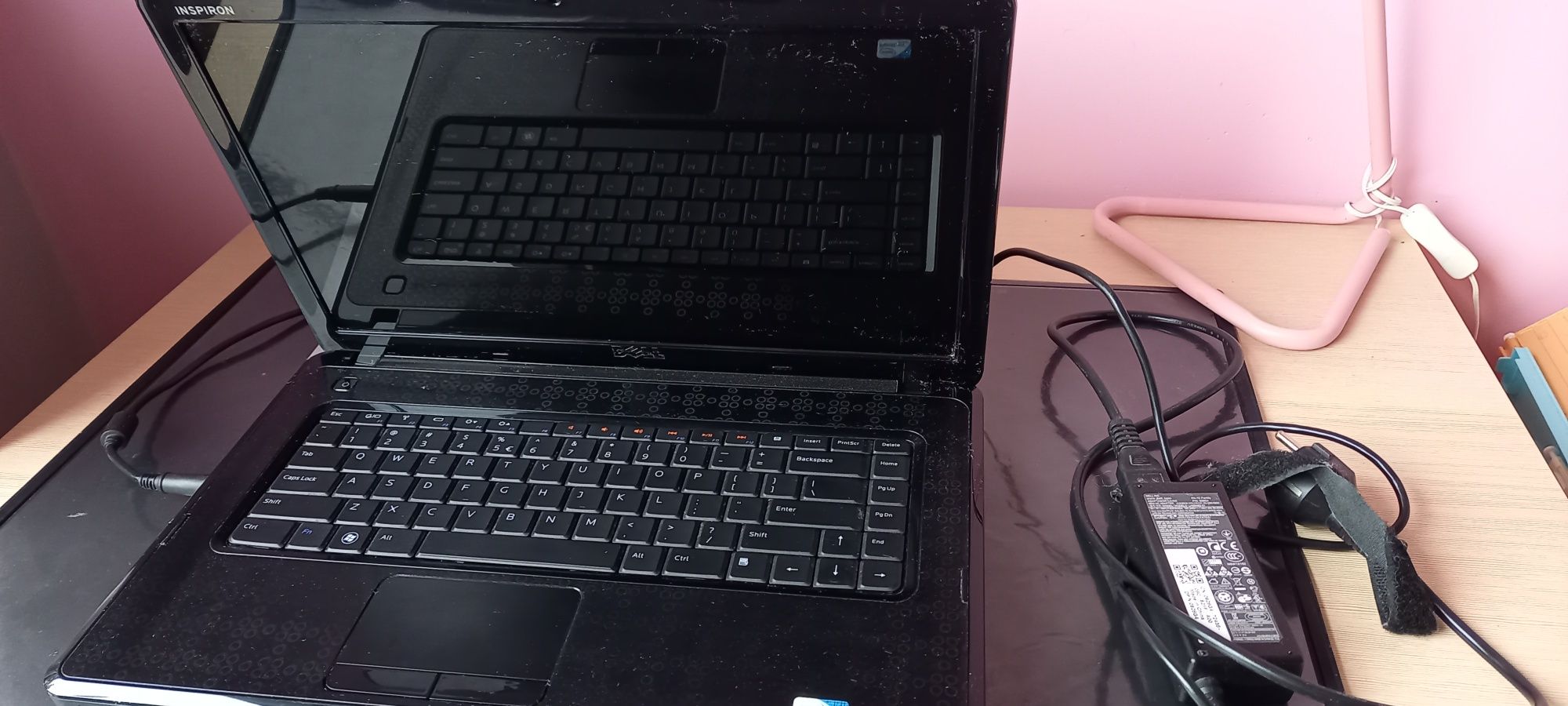 Laptop DELL Inspiron N5030