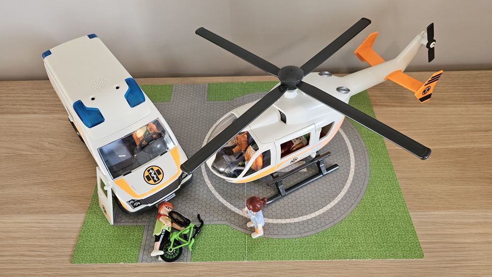 Playmobil helikopter + karetka