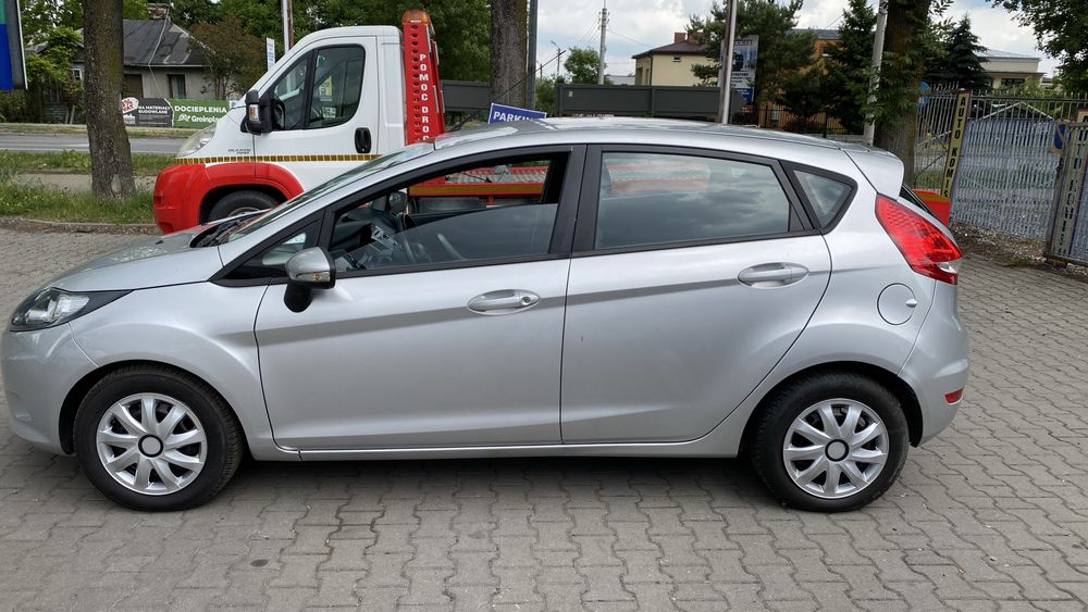 Ford Fiesta 1.6 CDTi 90 KM 2012  rok spr Oplacony Zadbany