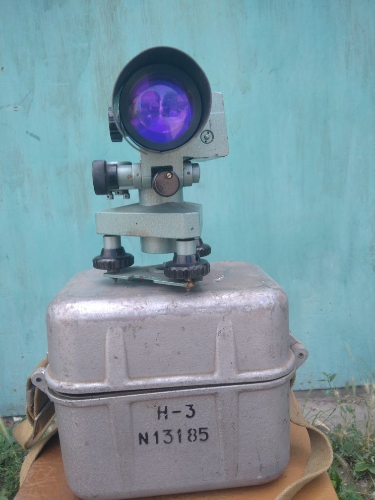 Продам Нівелір Н-3