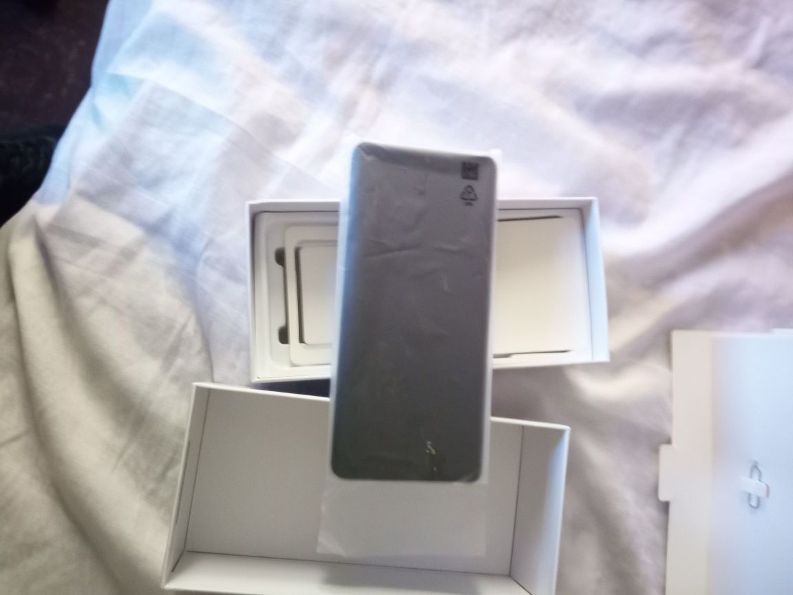 Xiaomi note 14 pro + NOVO 12/256