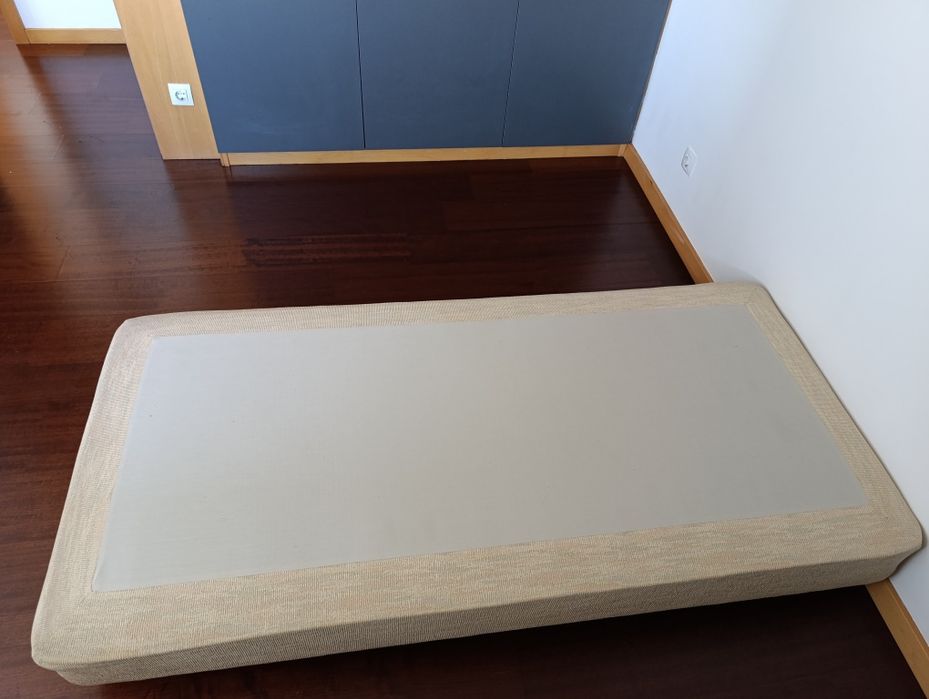 Cama de solteiro