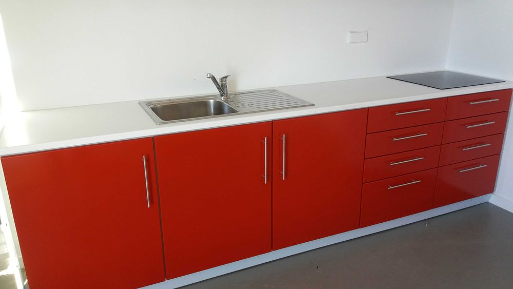 canalizações , eletricidade e sistemas de energia solar , 24 horas.