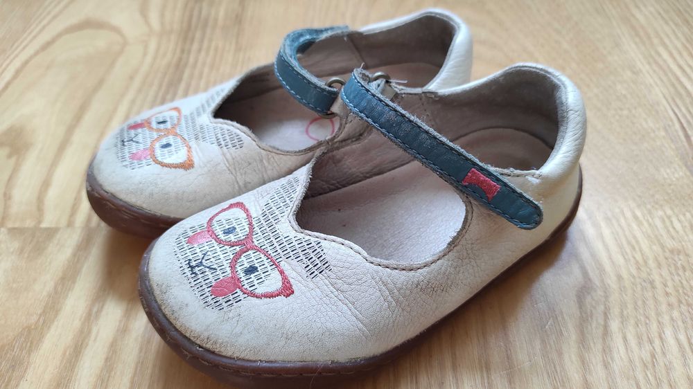 Wygodne balerinki CAMPER 25