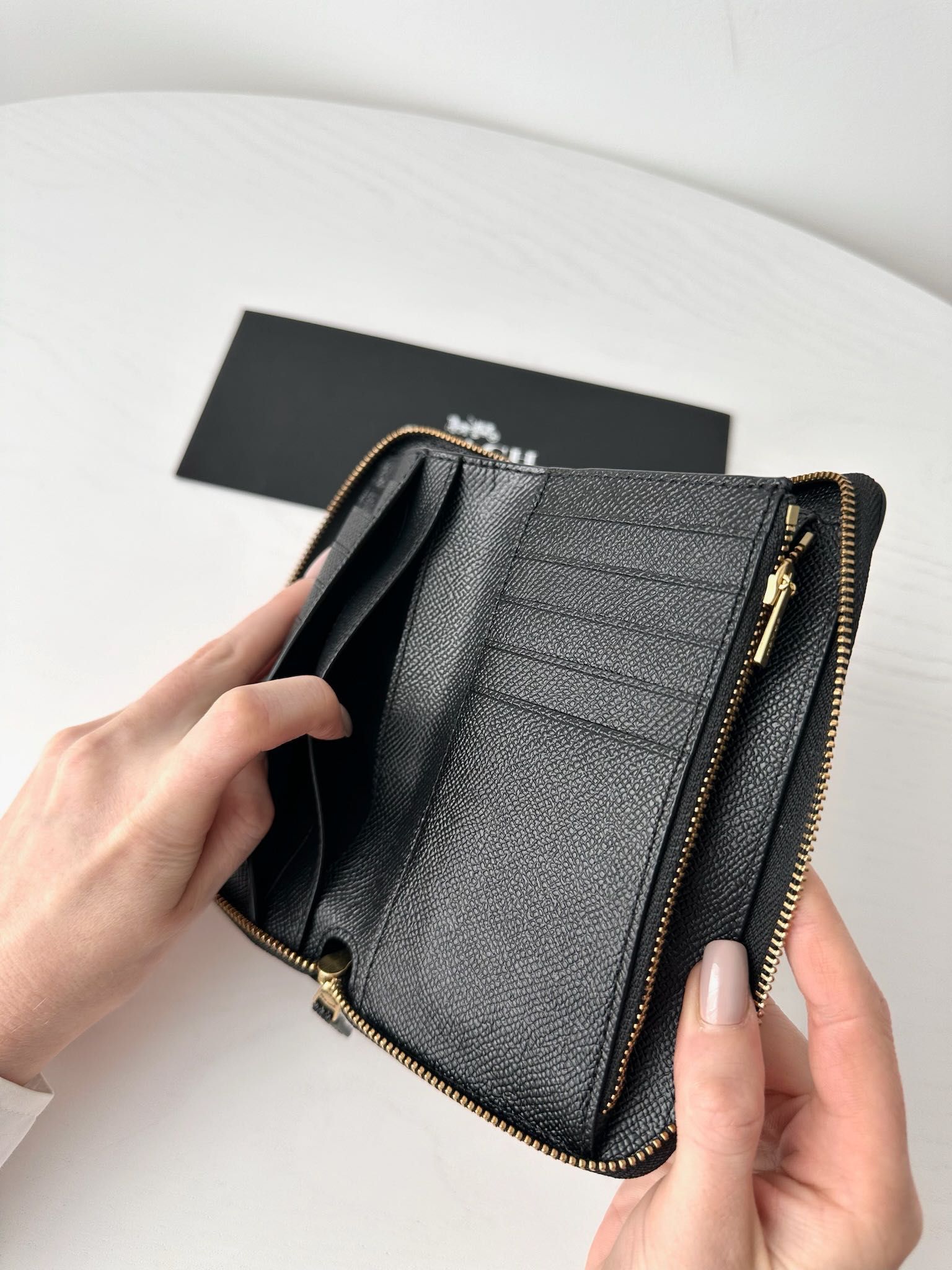 COACH Medium Zip Wallet Жіночий шкіряний Гаманець жеснкий кошелек коуч