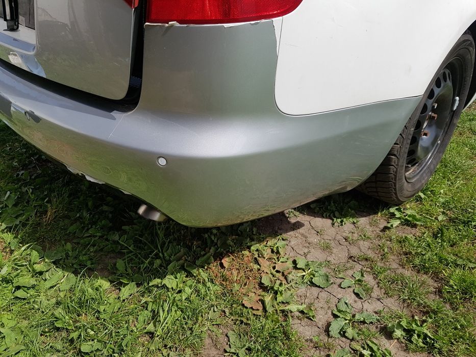 Audi a6 c6 kombi zderzak tył pod czujniki ly7w