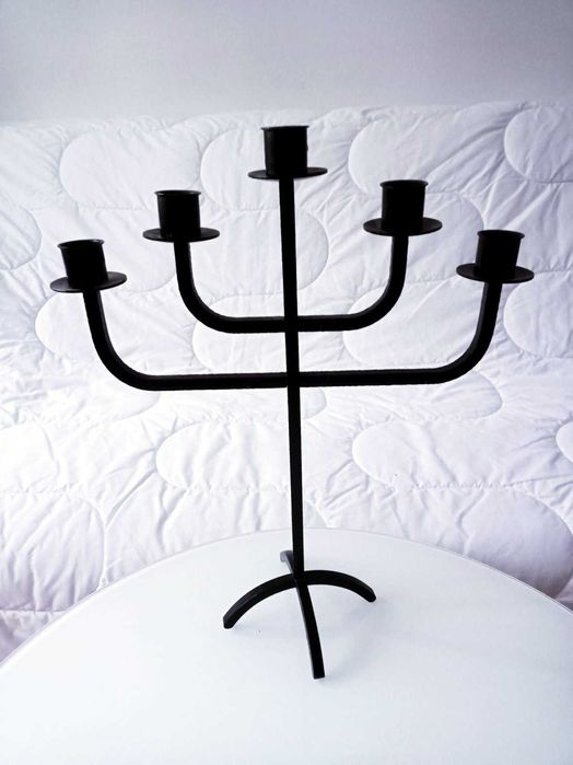 świecznik na 5 świec kuty metal czarny