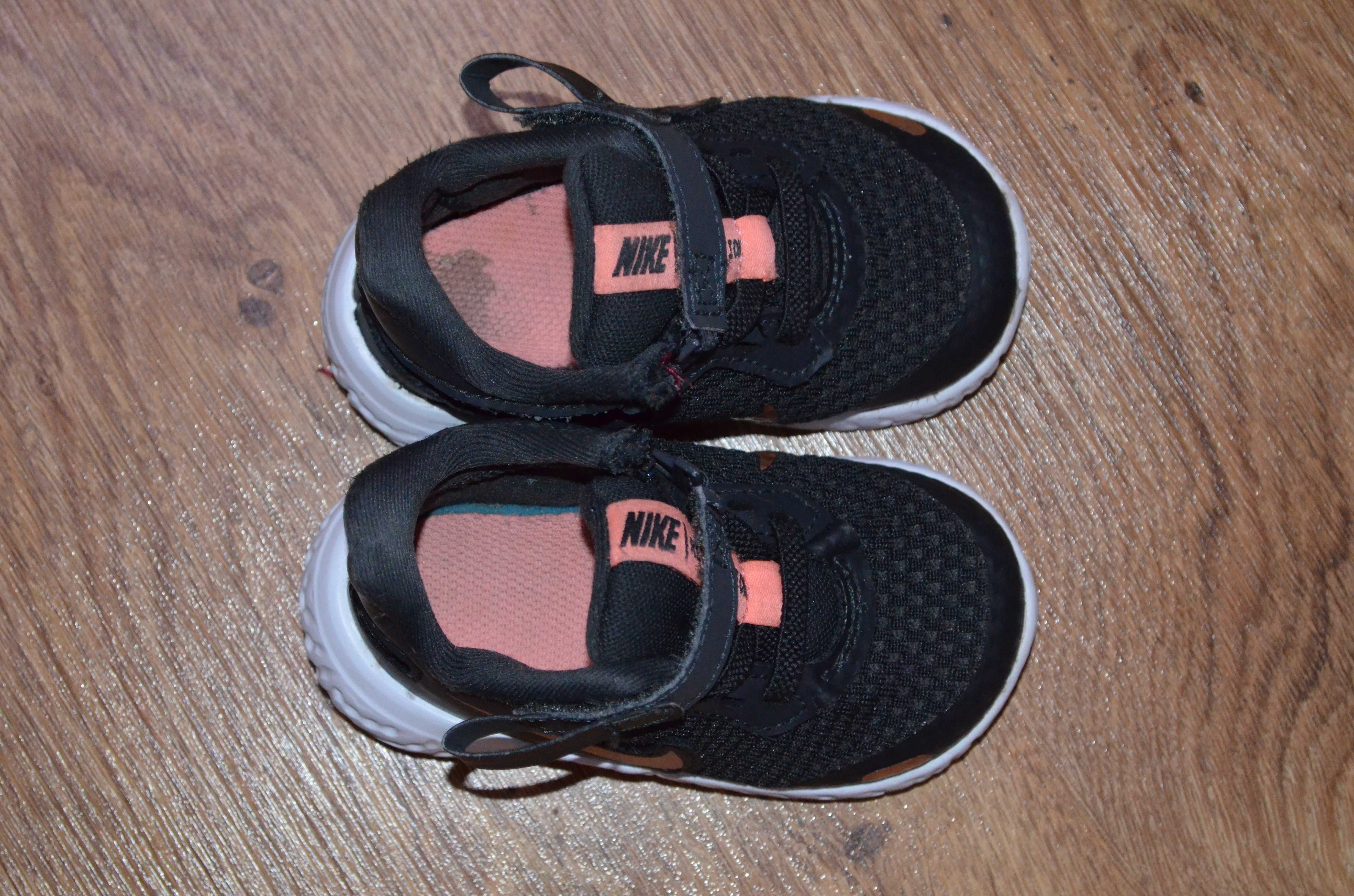 Кроссовки Nike 19.5 р оригинал (12,5 см)