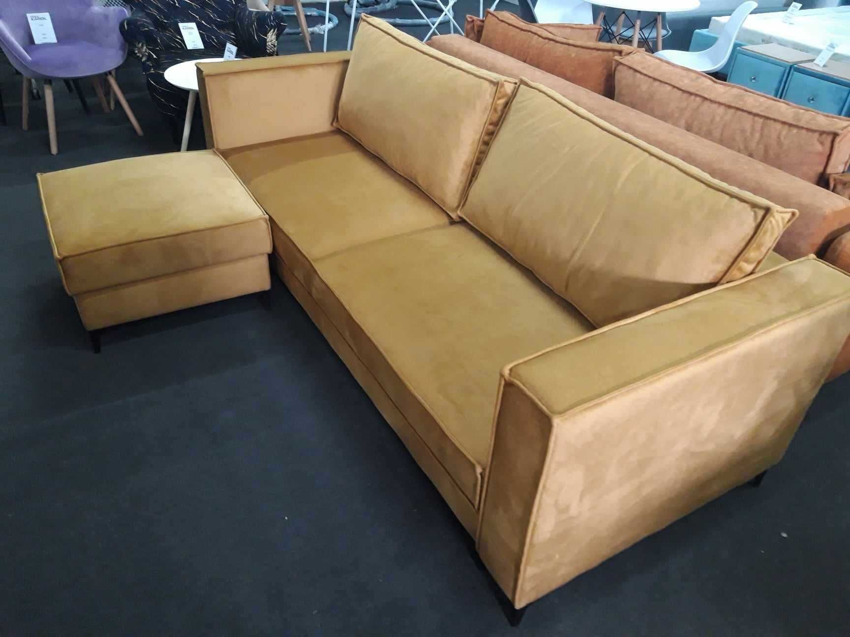 Komplet wypoczynkowy LUNA- Sofa + pufa