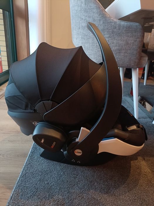 Ovo Besafe Izi go modular i-Size Preto