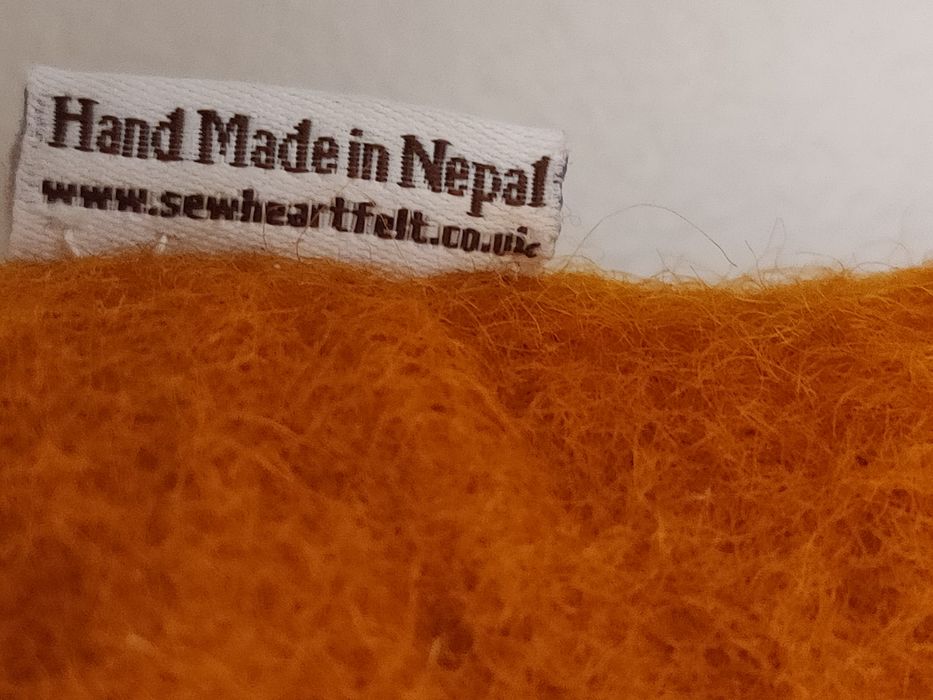 Kapcie, niechodki dziecięce na skórzanej podeszwie.