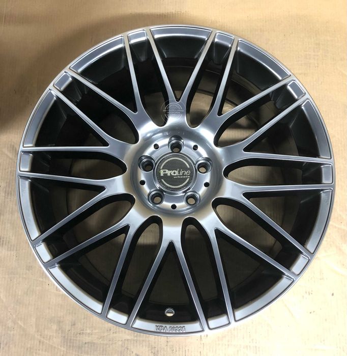 Audi A4 A5 A6 BMW 2 4 5 7 Mercedes C E S GLS CLS SL VW 9J 20'' ET30