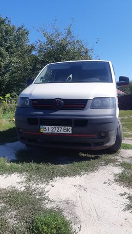 Капот,решітка,бампер VW T5