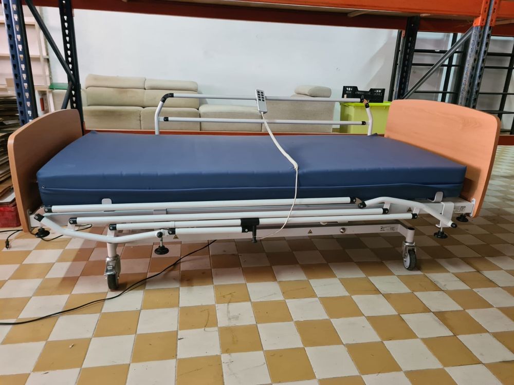 Cama de Hospital COMO NOVA