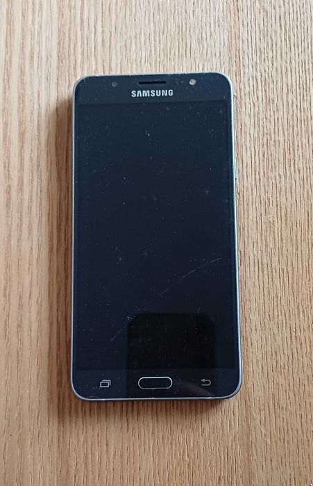 Samsung Galaxy J7