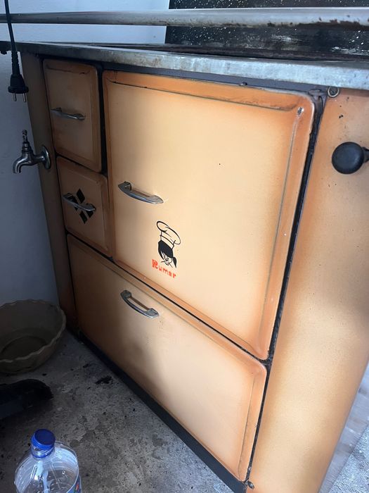 Vendo Fogão a Lenha