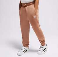 SarBut Adidas spodnie dresowe dziecięce  rozmiar  152