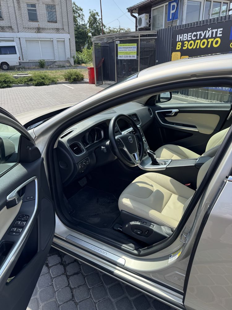 Продви Volvo s60 2016
