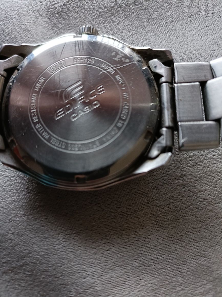 Zegarek Casio serii Edifice EF-129D-2AVEF