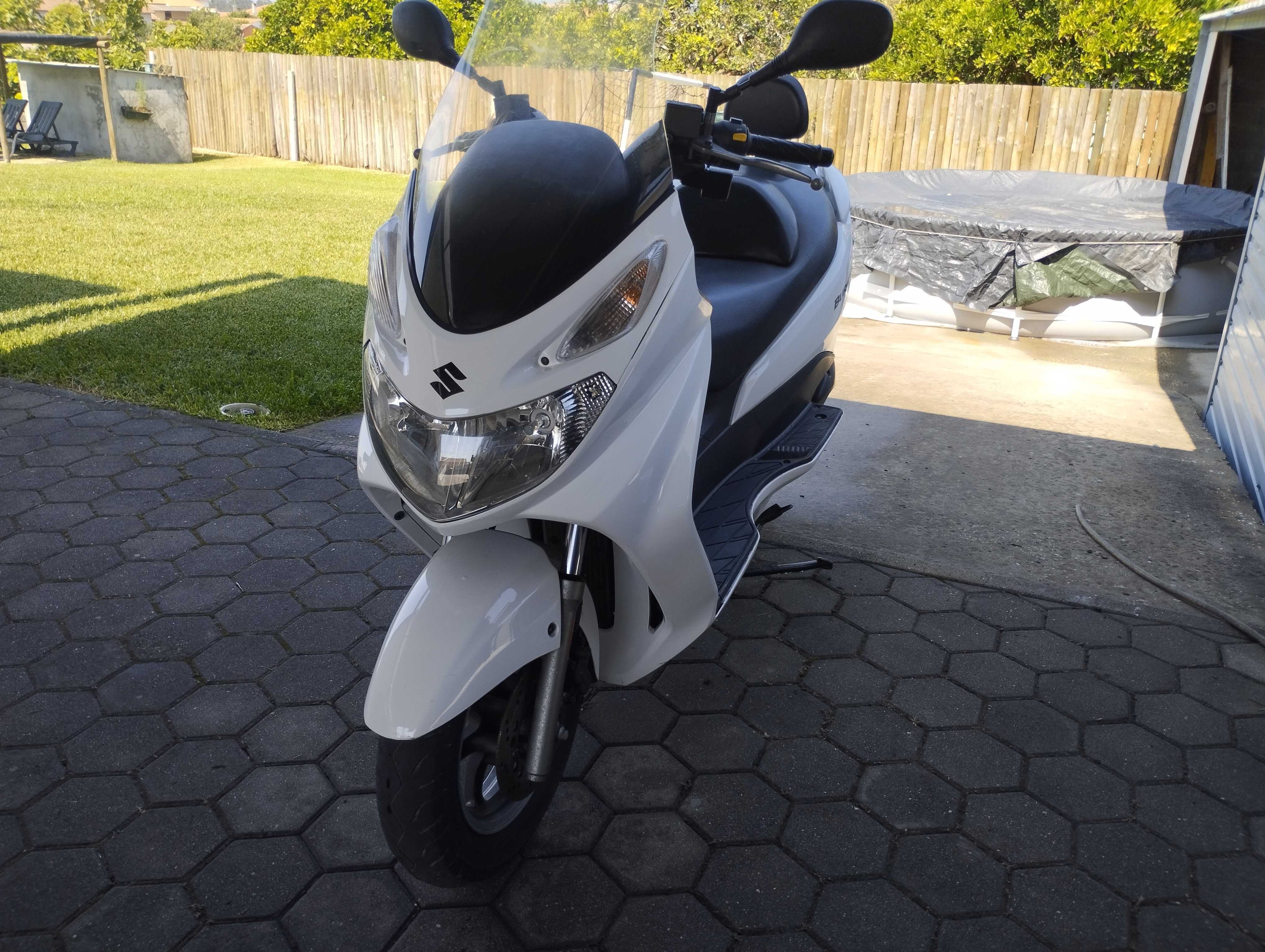 Suzuki Burgman 125