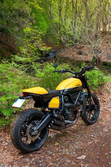 Ducati Scrambler Full Throttle