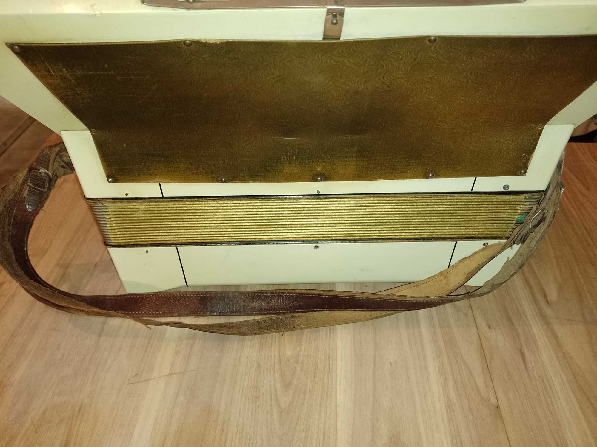 Akordeon Hohner 120 basów