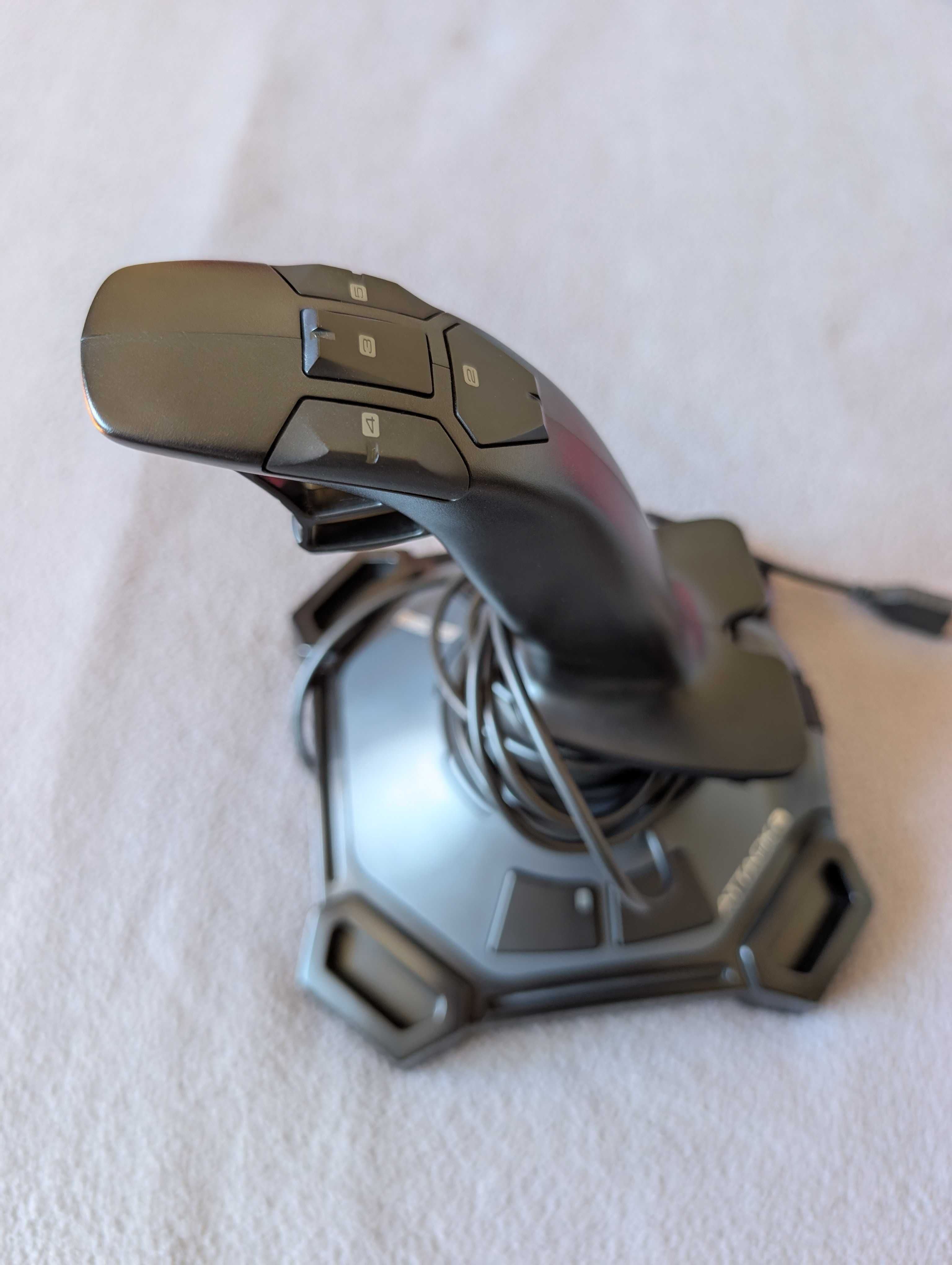 Joystick Logitech Attack 3