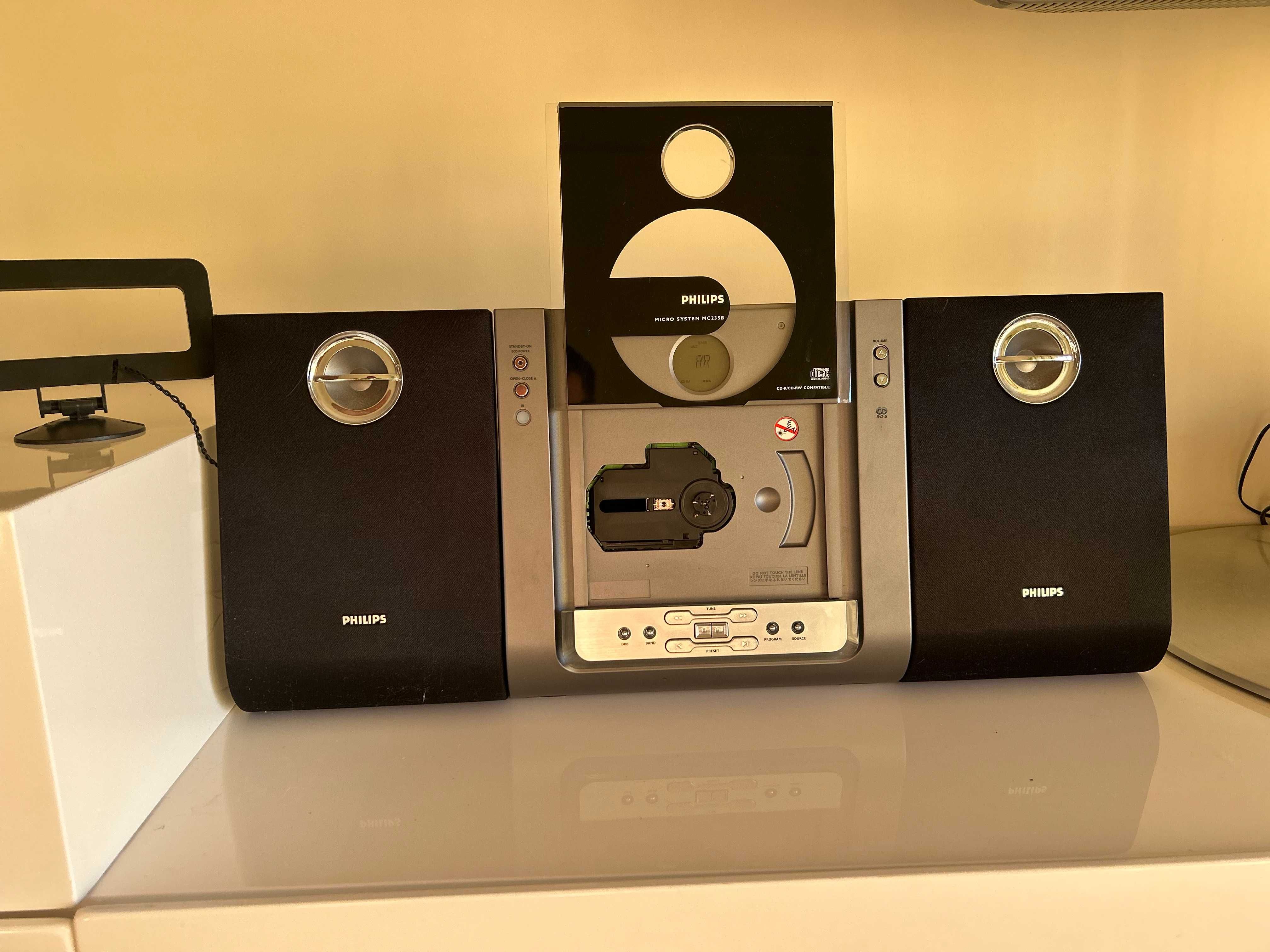 Central musical Philips MC235B/05